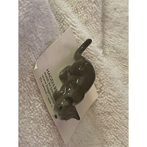 Vtg 1995 Hagen-Renaker miniature Crouching Gray Cat Figurine on card